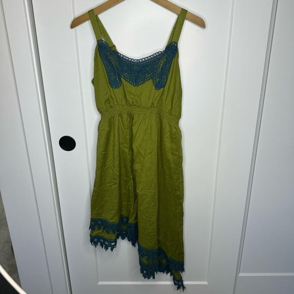 NWT Matilda Jane Green Crochet Trim Asymmetrical Hem Tank Dress Size Medium - Picture 2 of 7